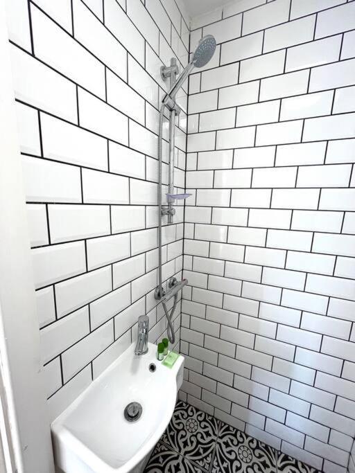 Flat 12, 10 St John'S Road Apartamento Bournemouth Exterior foto