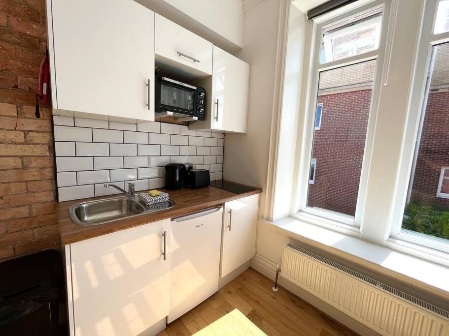 Flat 12, 10 St John'S Road Apartamento Bournemouth Exterior foto